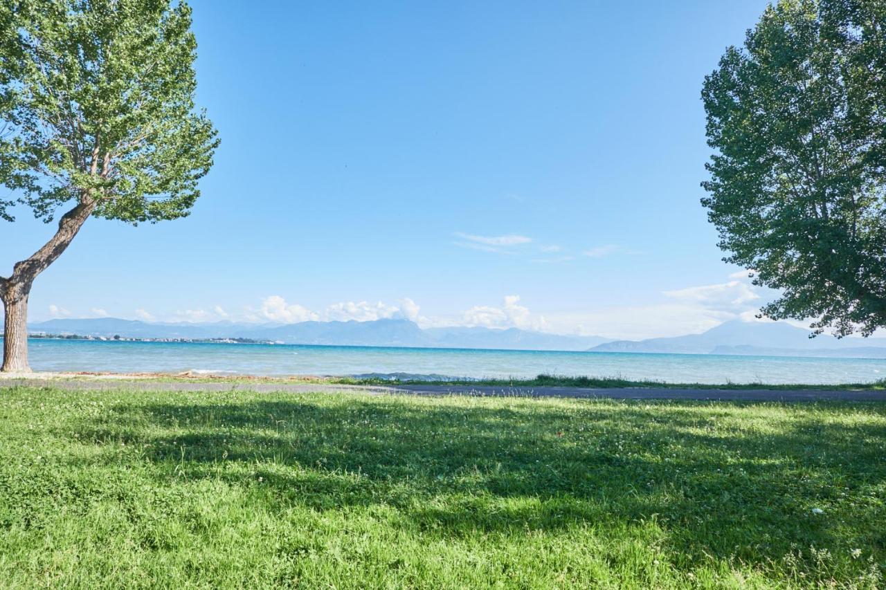 Villaggio Turistico Lugana Marina Sirmione Exterior photo